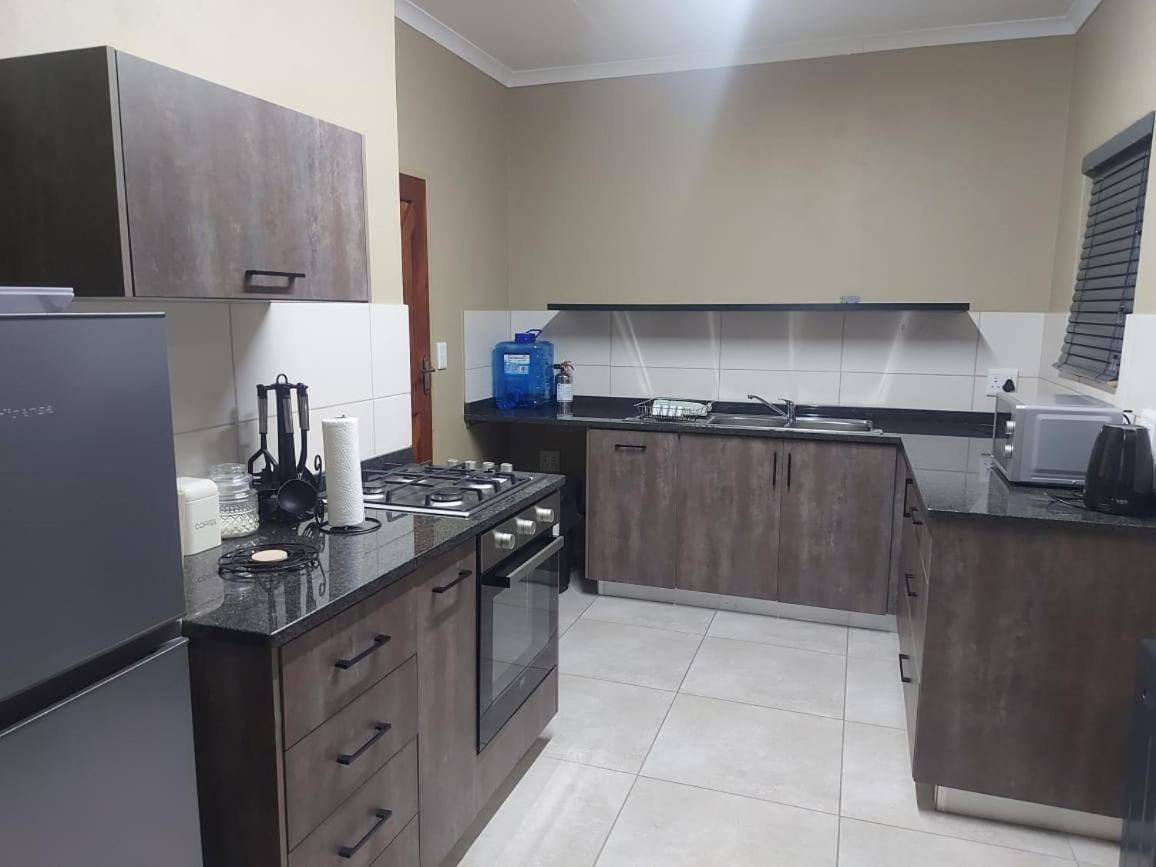 Lloyds - 9 Apartment Ermelo